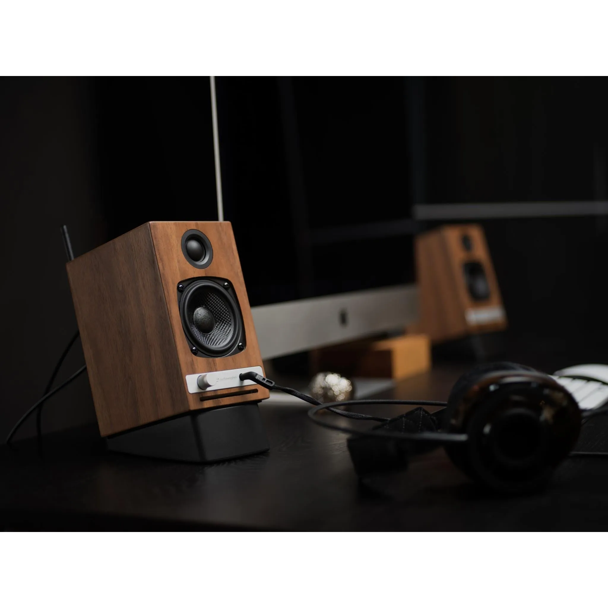 Audioengine HD3 Wireless Speakers (Walnut)