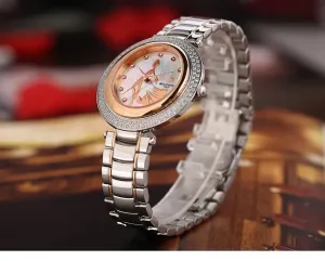 High-Quality Women's Quartz Watch with Sapphire Crystal and Stainless Steel Band