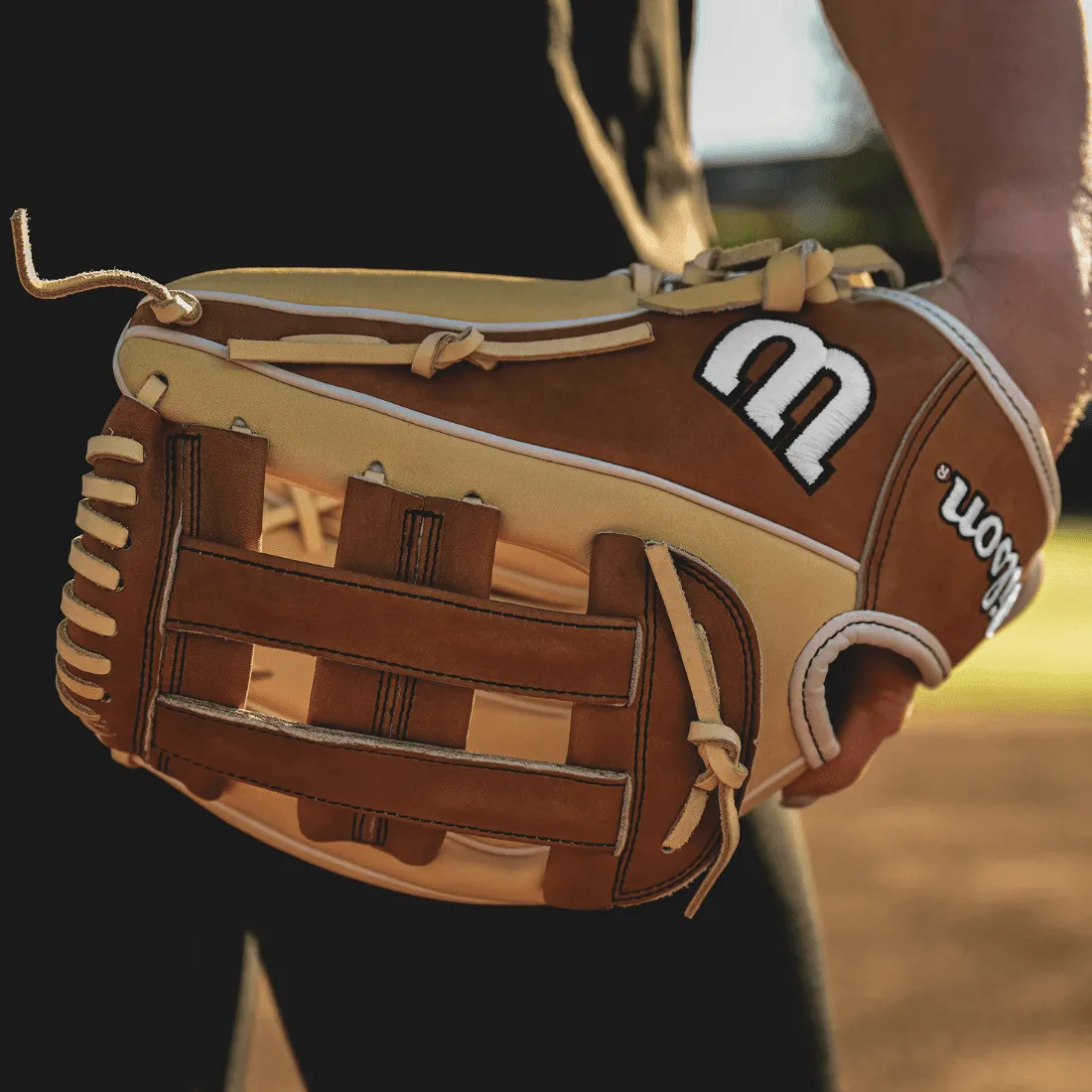 Winter 2024 A2000® FP1712 12” Infield Fastpitch Softball Glove: WBW10272412